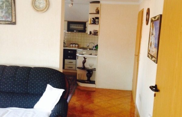 20160929_100924727_iOS