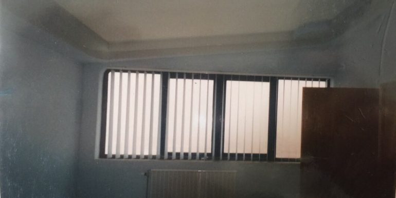 20170427_100655233_iOS