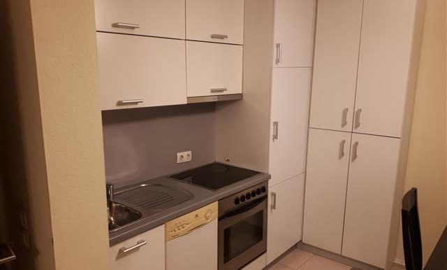 Banese-moderne-me-qira (2)