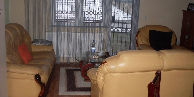 IMG-f0cac3a1f40b92d7b3c3b6a4d552b798-V