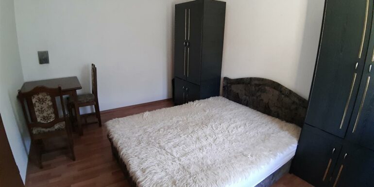 Leshoj-katin-e-dyte-me-qera-ne-Prishtine
