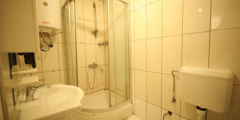 Shitet-Banesa-91-3m2-ne-Lagjen-Arberia (6)