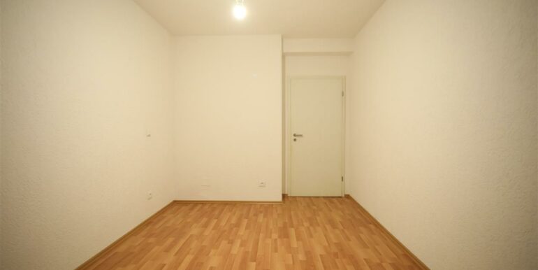 Shitet-Banesa-91-3m2-ne-Lagjen-Arberia (7)